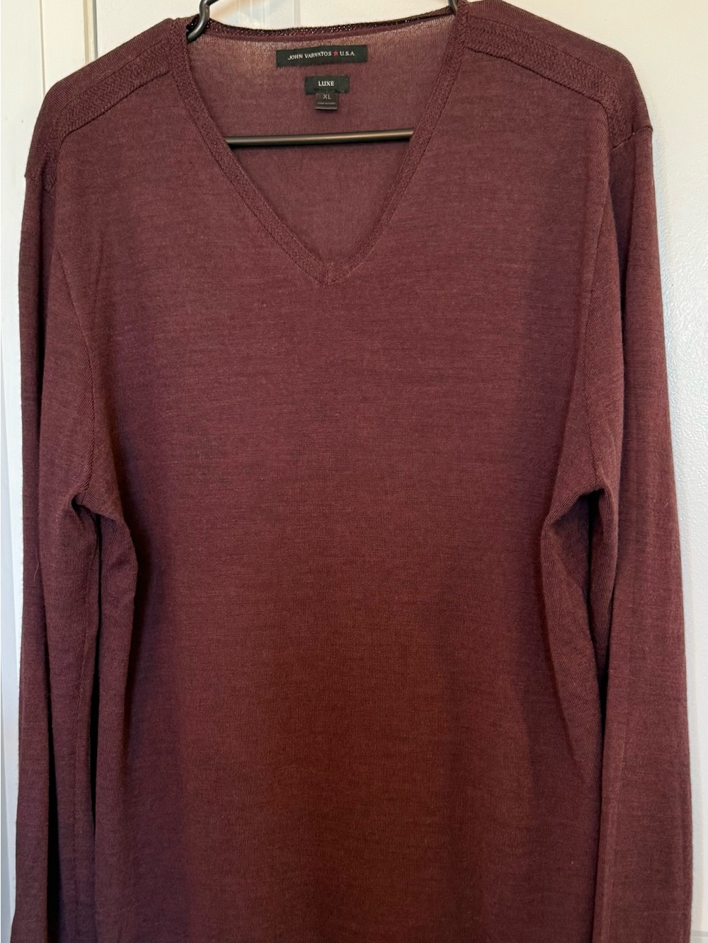 John Varvatos Men's V-Neck Sweater in Maroon